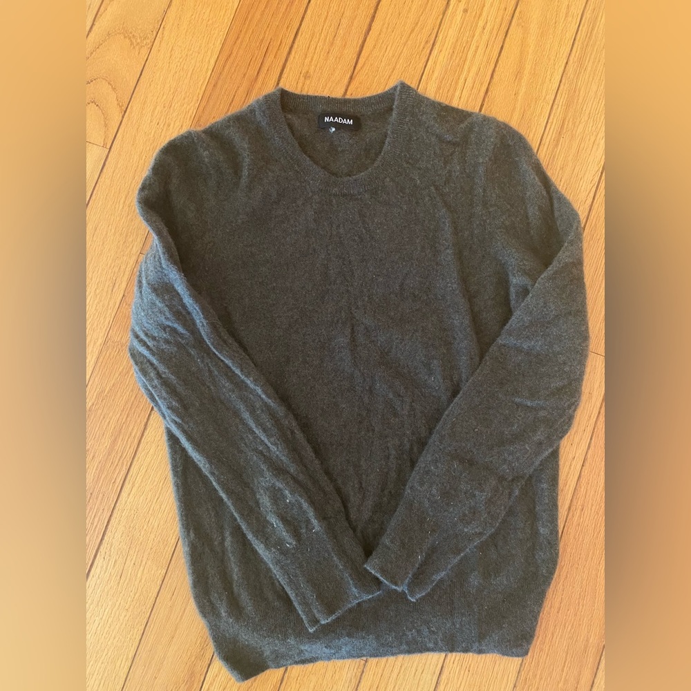 NAADAM cashmere olive green light sweater